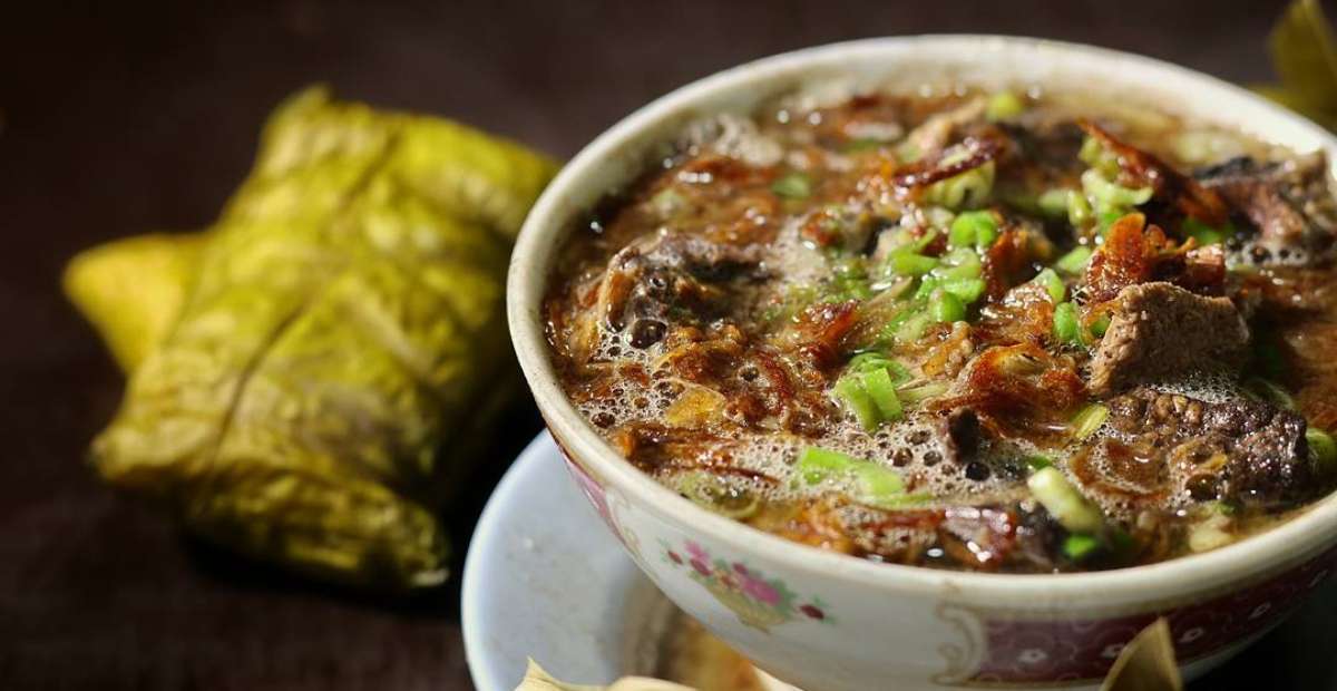 Coto Makassar, A Culinary Delight from Sulawesi