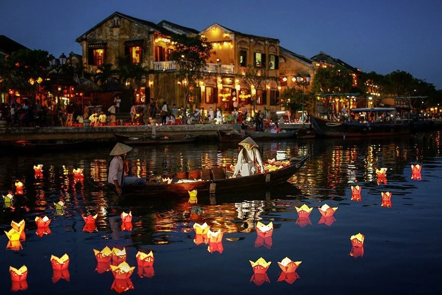 The Cultural Experience of Lanterns in Vietnam